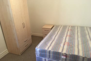 2 bed flat, High Street, Near university, Portsmouth, PO12HS - Image 8